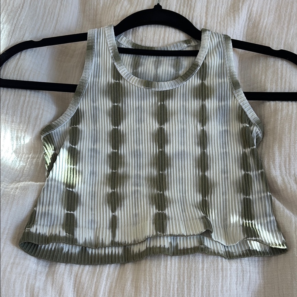 Green and White Women's Sleeveless Top